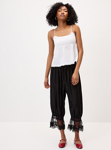 Lace ankle bloomer pant