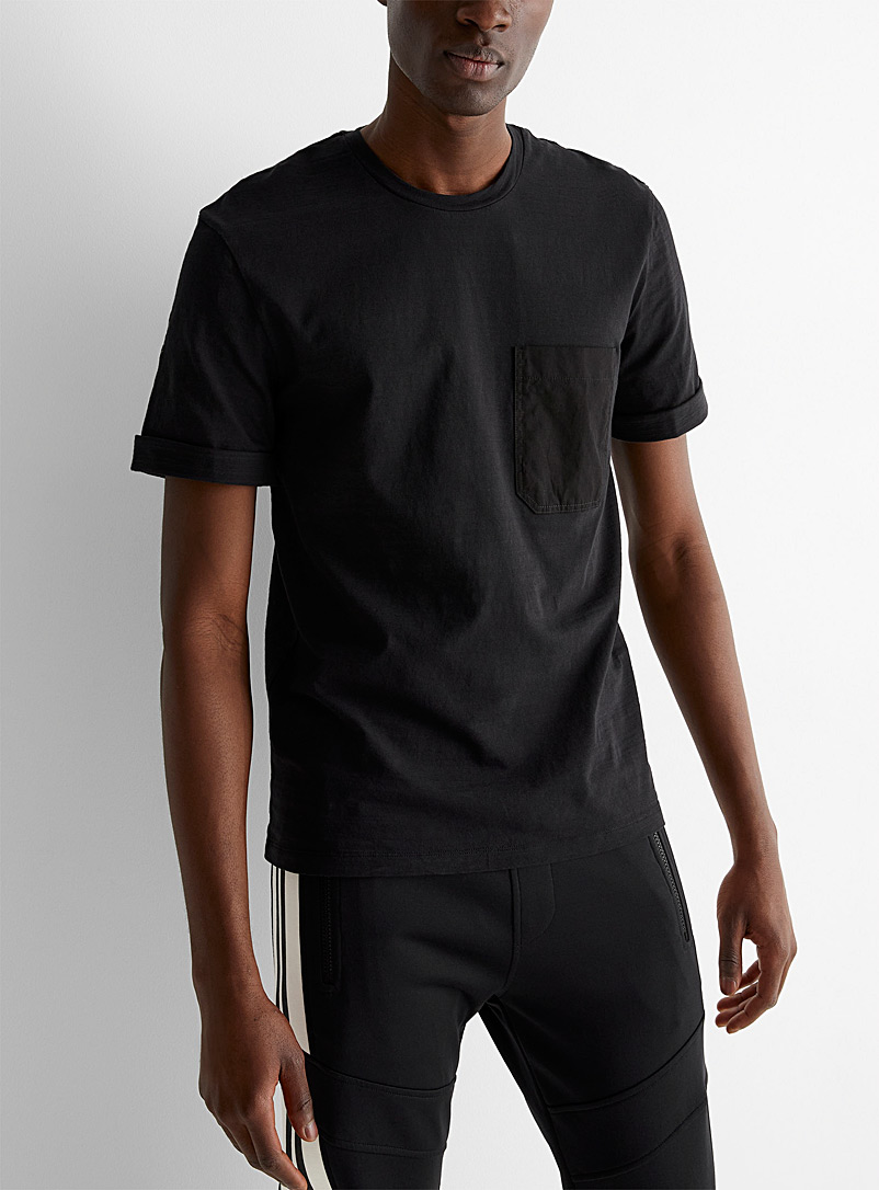 Neil Barrett: Le t-shirt pochette twill Noir pour homme
