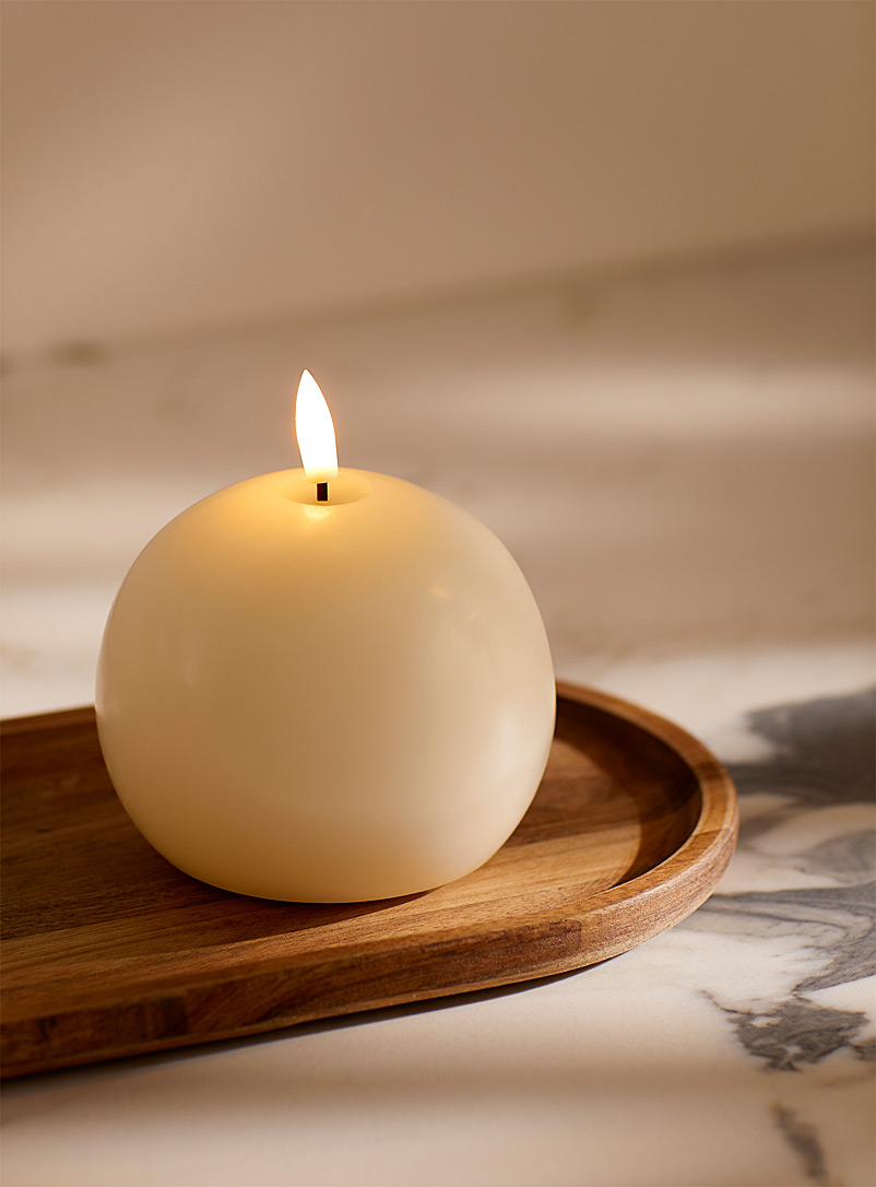 Simons Maison Ivory White Flameless spherical candle