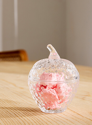 Strawberry small lidded bowl