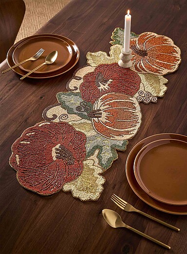Le chemin de table citrouilles &agrave; billes 36 x 91 cm