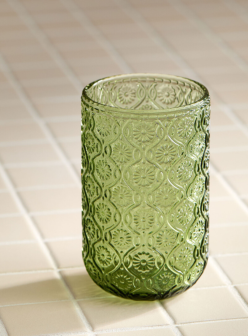 Embossed daisies large glass product image (primary)