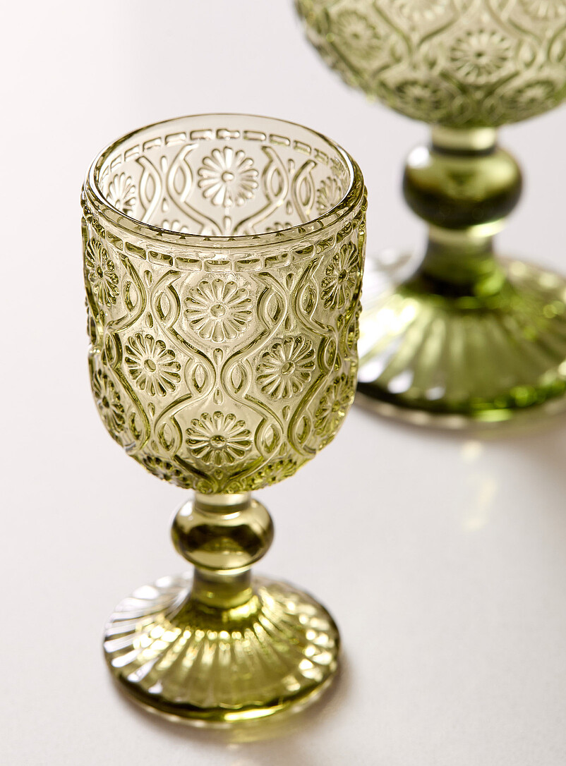 Embossed daisies shot glass product image 2