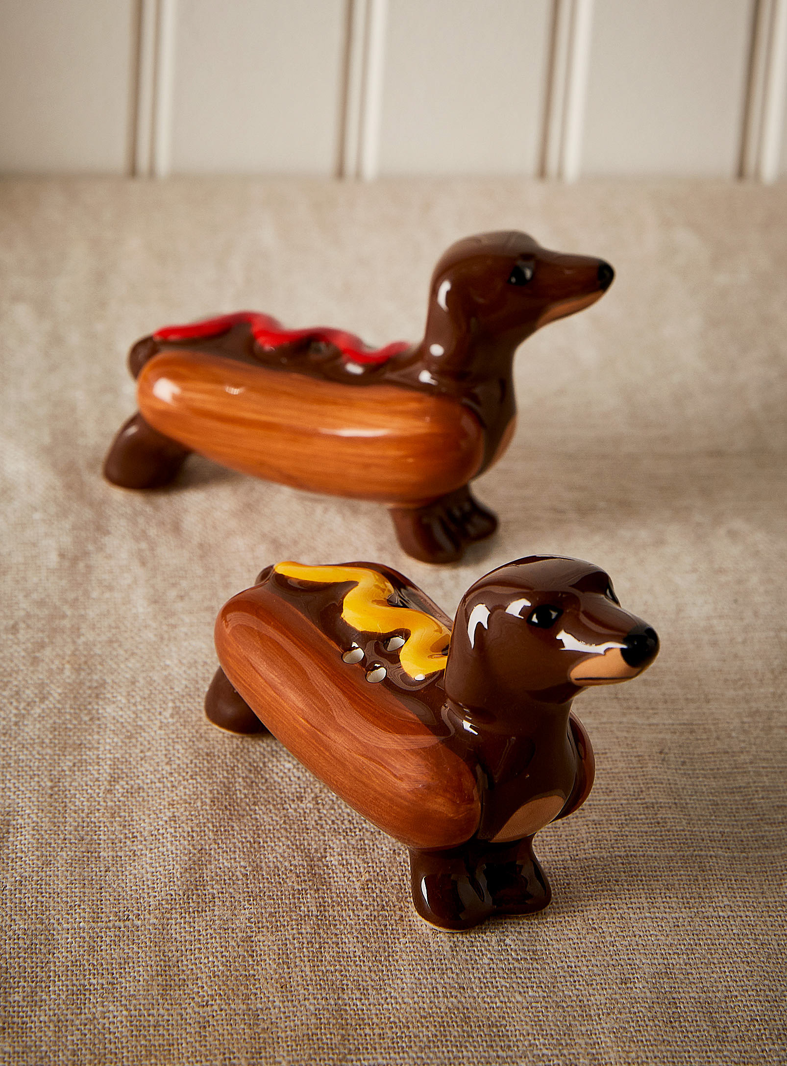 Simons Maison Sausage Dogs Salt And Pepper Shaker Set In Assorted