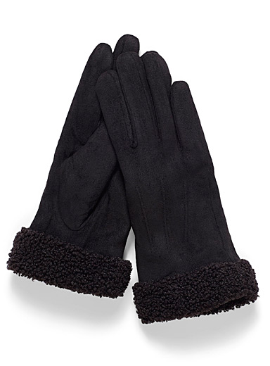 Seamed leather gloves, Simons, Shop Women's Suede & Leather Gloves &  Mittens in Canada