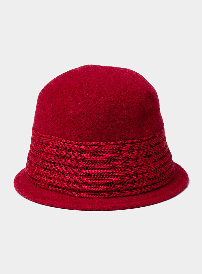 Canadian Hat Red Pure wool knit cloche for women