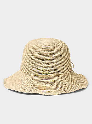 La cloche paille de papier boucle tress&eacute;e