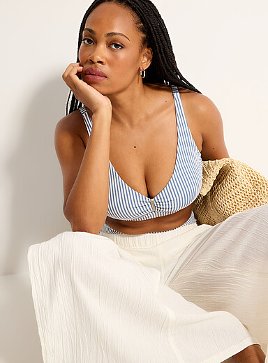 Textured stripe balconette