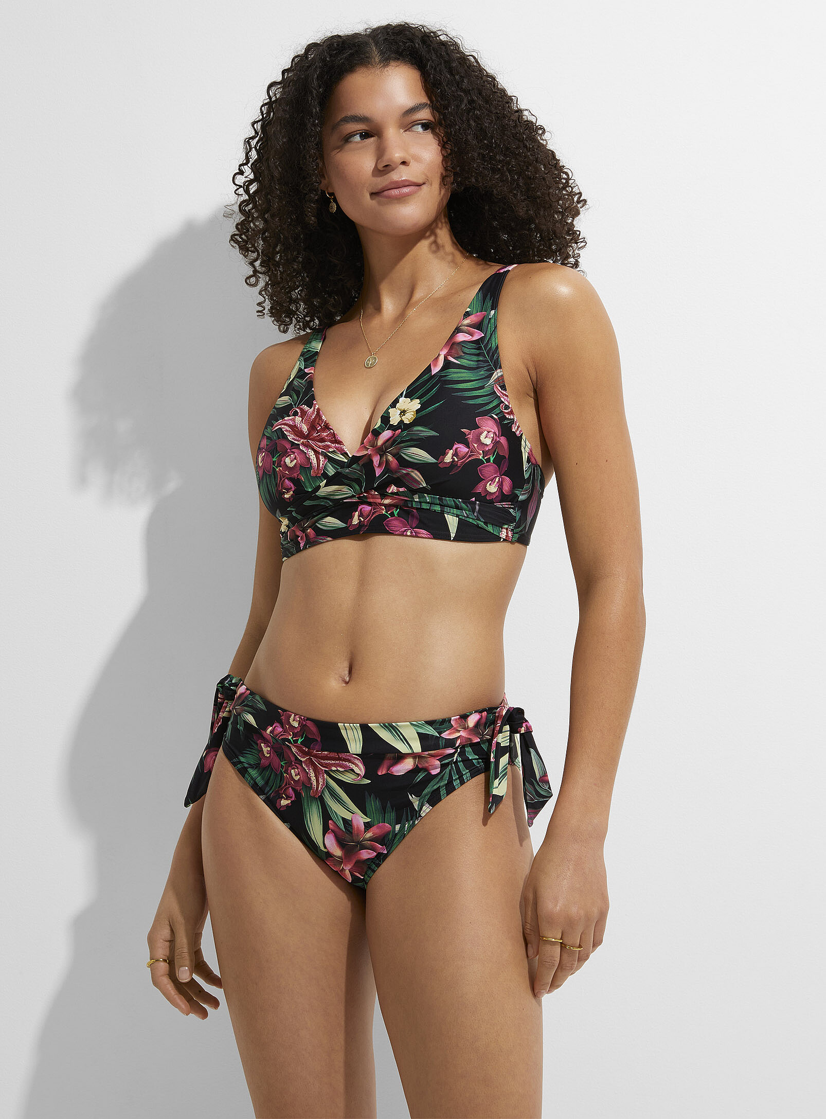 Simon's Bow Bikini Bottom In Assorted