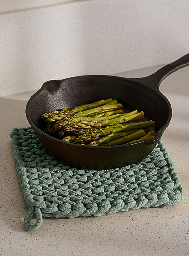 Monochrome crocheted trivet 21 x 21 cm
