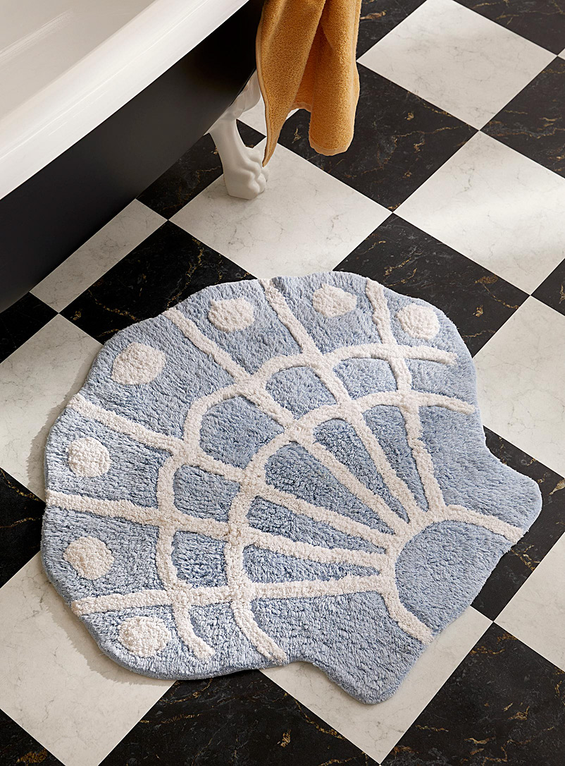 Danica Patterned Blue Seashell bath mat 70 x 79 cm