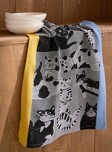 Cats jacquard tea towel