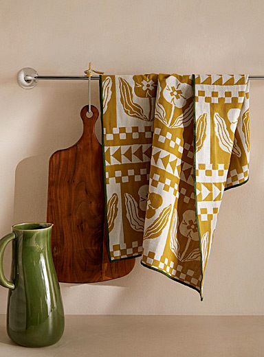 Danica: Le linge &agrave; vaisselle jacquard nature r&eacute;tro Vert bouteille - Sapin