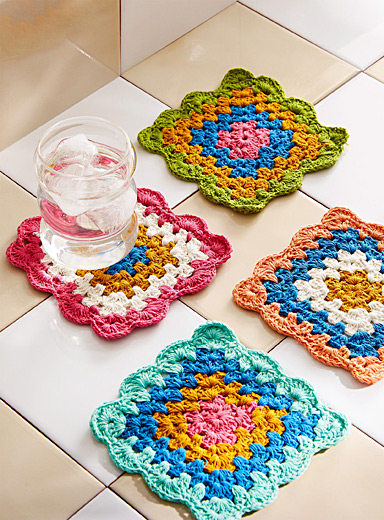 Kit Crochet FREEBLOSS Pour Sous-Verres | 8 Modèles | Débutants | Instructions Vidéo | Cadeau DIY Créatif