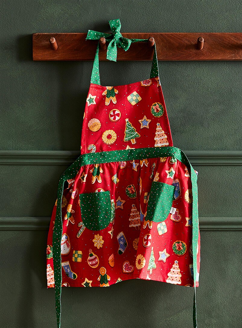 Aprons & Oven Mitts | Dining Accessories | Simons