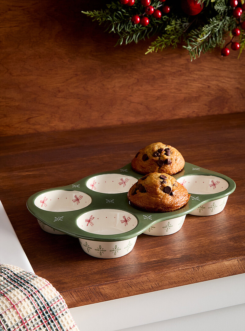 Camellia stoneware muffin pan Christmas Collection | Danica | Cooking ...