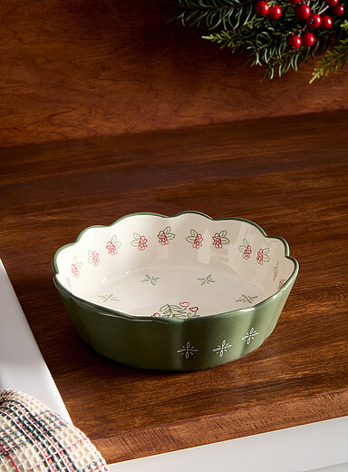 Camellia wavy edge large stoneware bowl
