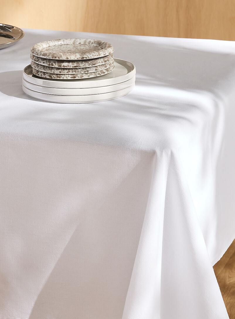 Spectrum plain white tablecloth product image 2