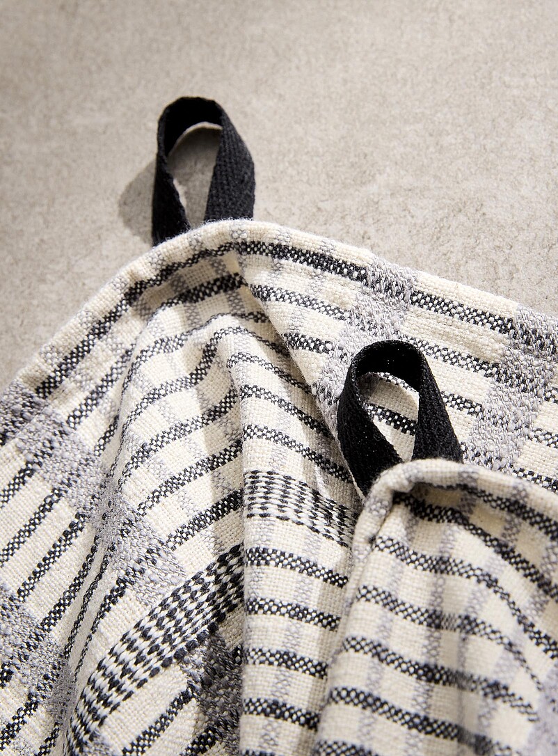 Sophisticated plaid tea towels Set of 2 product image 2