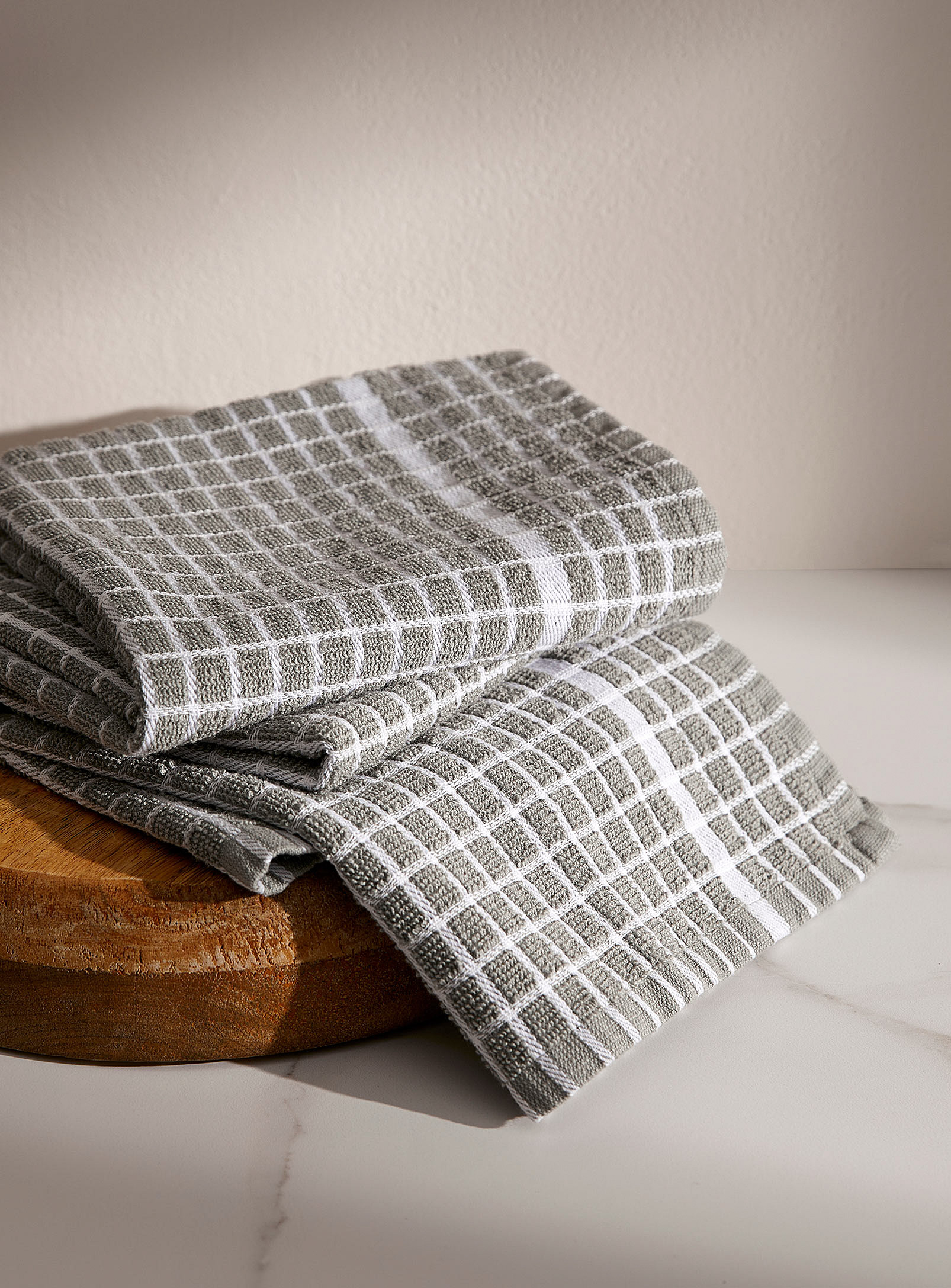 Danica Window Tiles Tea Towels Set Of 2 In Grey