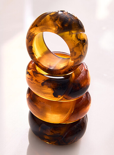 Smoke effect amber resin towel rings