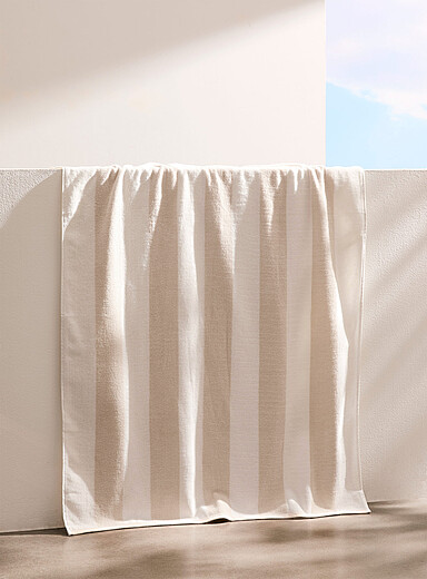 Parasol-stripe organic cotton beach towel 86 x 160 cm <b>Live Outside exclusive collection</b>
