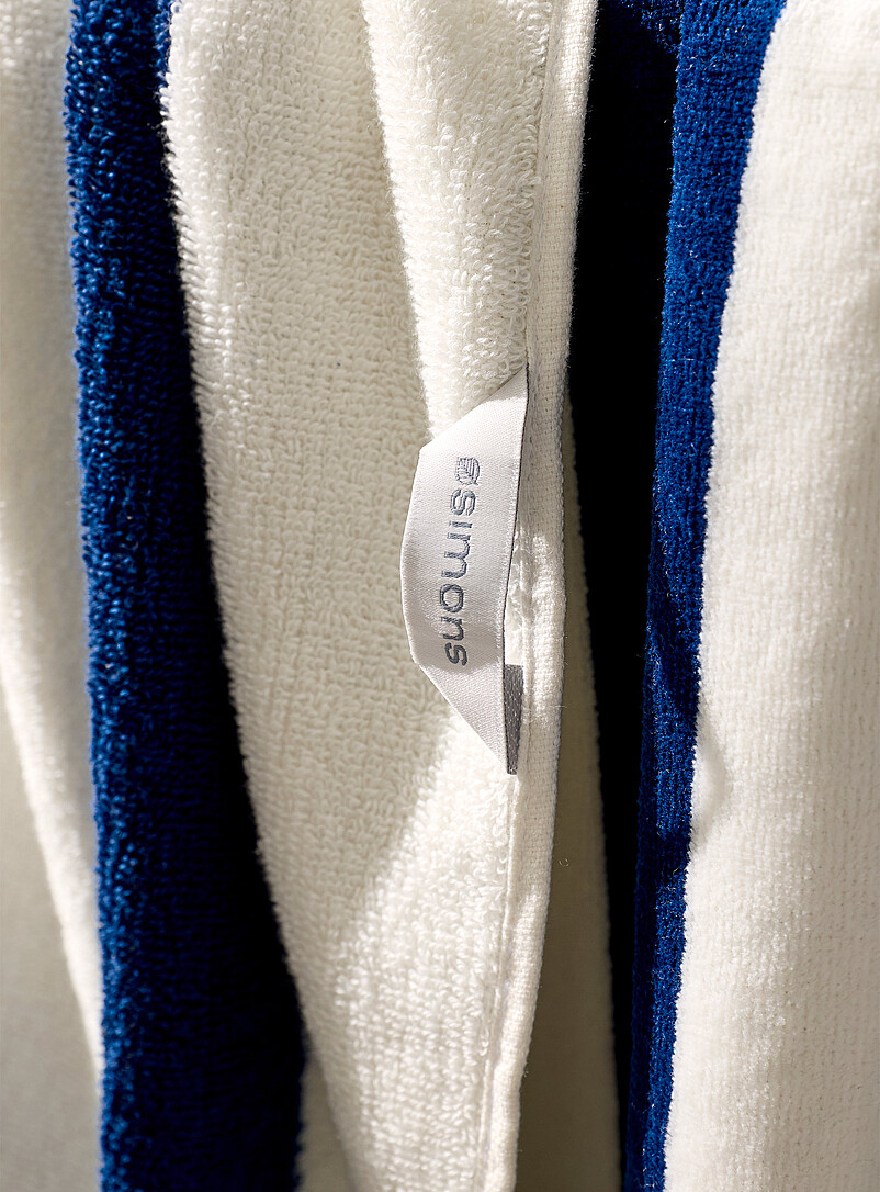 Simons Maison: La serviette de plage rayures parasol coton bio 86 x 160 cm <b>Collection exclusive Vivre dehors</b> Blanc et noir