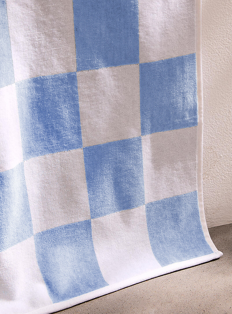 Simons Maison: La serviette de plage damier coton bio 86 x 160 cm <b>Collection exclusive Vivre dehors</b> Brun clair