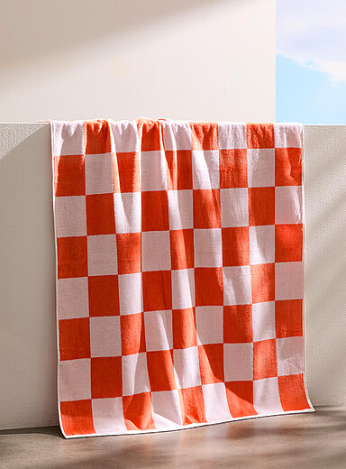 Checkered organic cotton beach towel 86 x 160 cm <b>Live Outside exclusive collection</b>