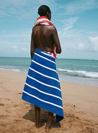 La serviette de plage fines rayures coton bio 86 x 160 cm <b>Collection exclusive Vivre dehors</b>