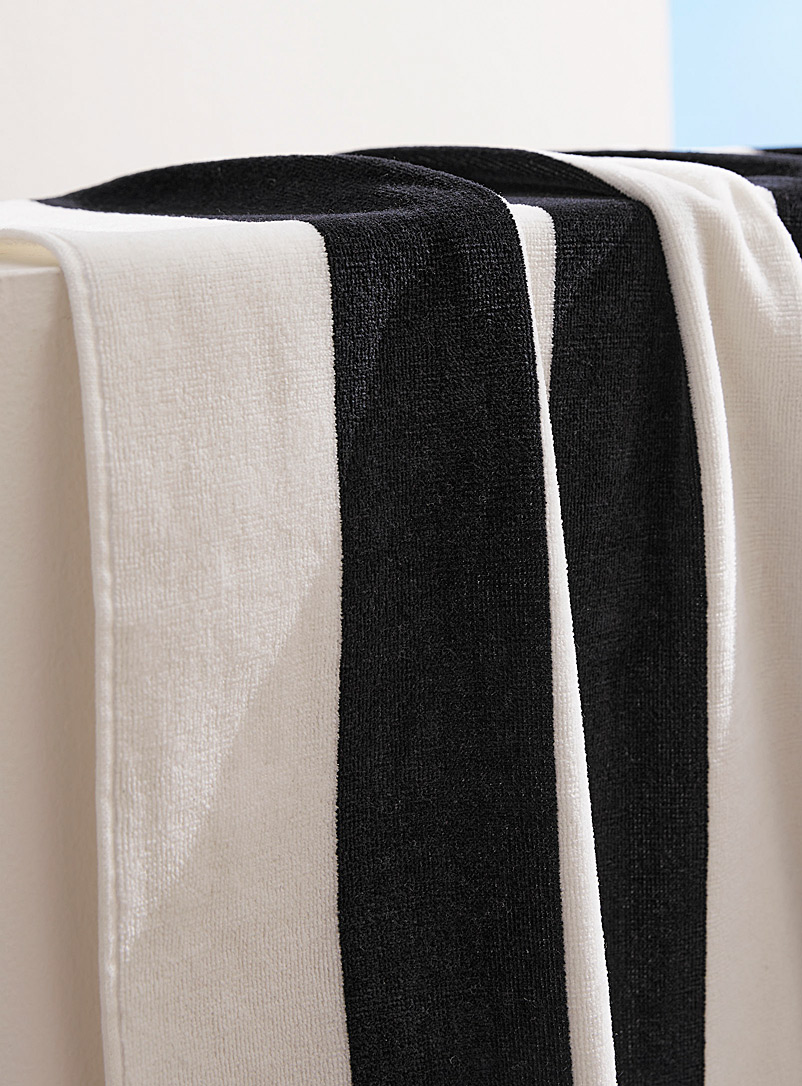 Parasol-stripe organic cotton beach towel 86 x 160 cm Live Outside exclusive collection product image 2