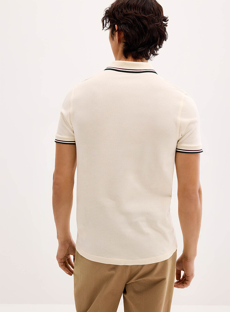 Fred Perry: Le polo piqu&eacute; Perry couleurs estivales Bleu p&acirc;le - Bleu ciel pour homme