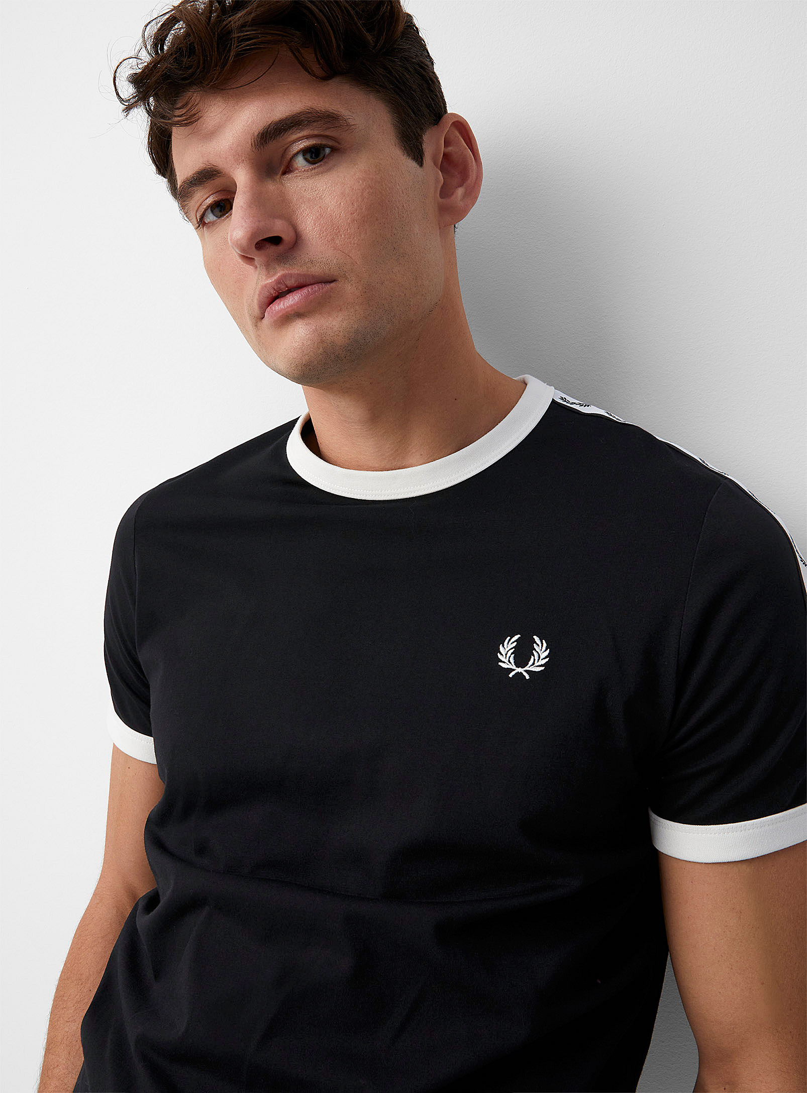 Fred Perry Logo Band T-shirt In Black