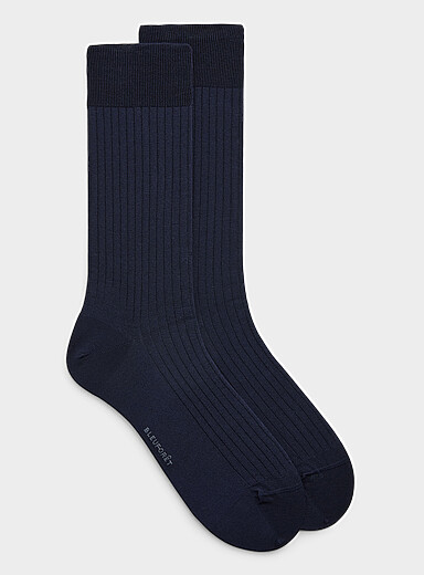 Solid lisle dress socks