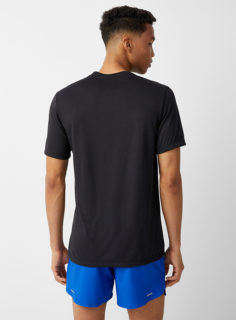 Nike: Le t-shirt Legend Blanc cass&eacute; pour homme