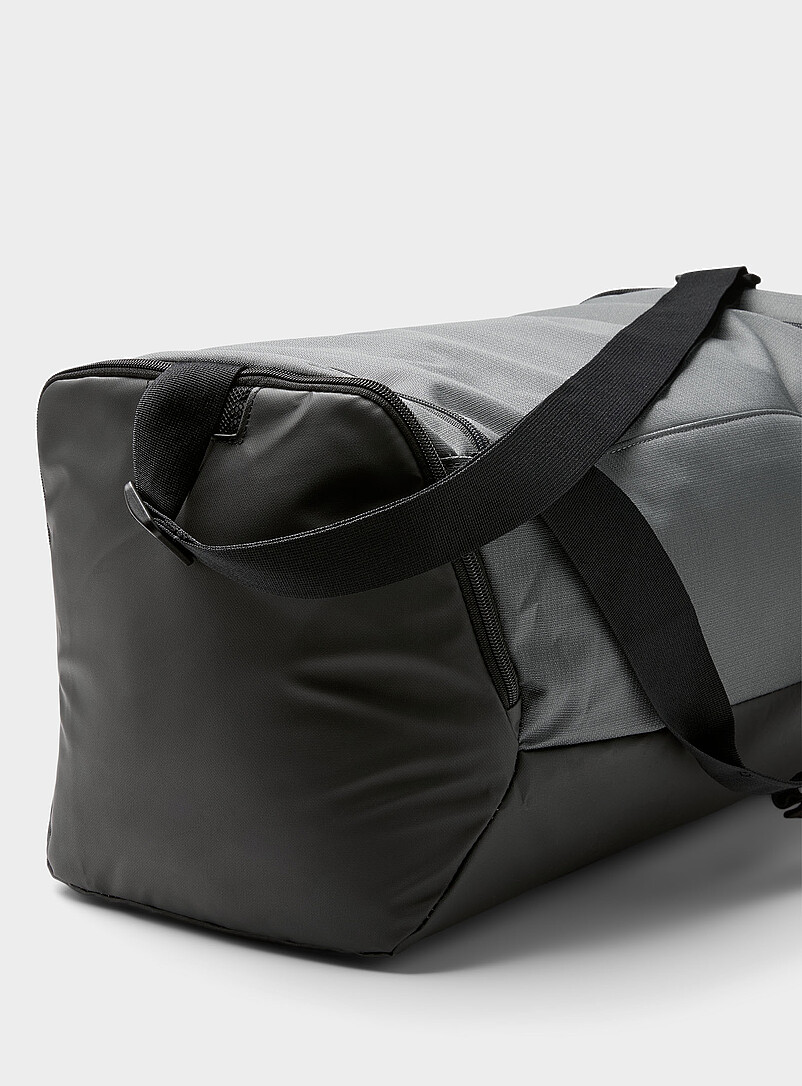 Nike: Le sac de sport signature Noir pour homme