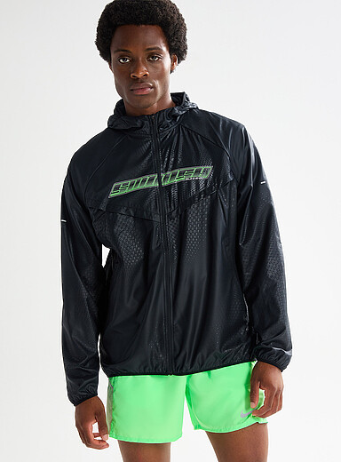 Nike Stride packable running jacket