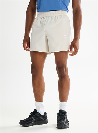 Le short taille logo Nike Pro Training Longueur : 6 po