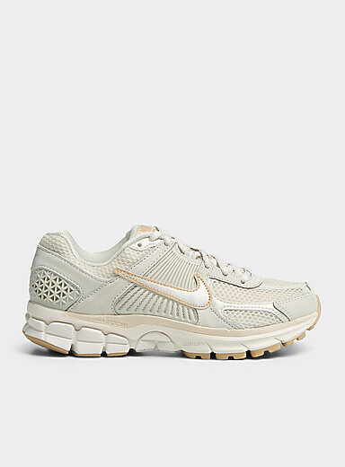Beige and white Zoom Vomero 5 sneakers Women