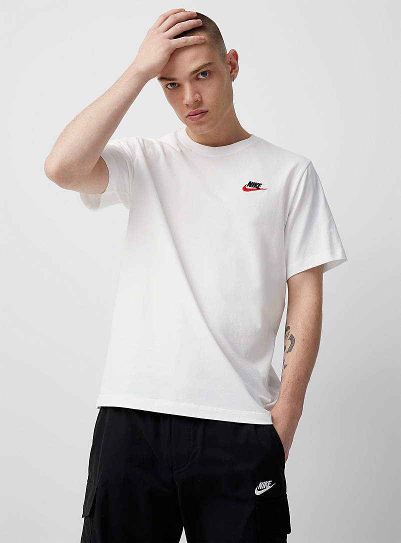 Nike Pearly Sportswear Club small logo T-shirt for men
