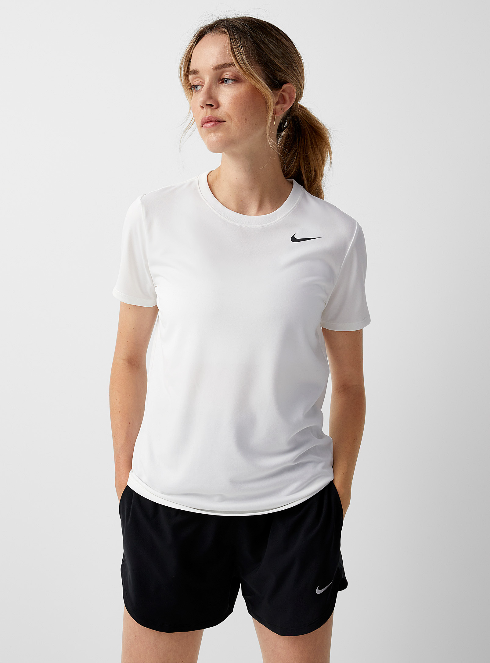 Nike Legend T-shirt In White