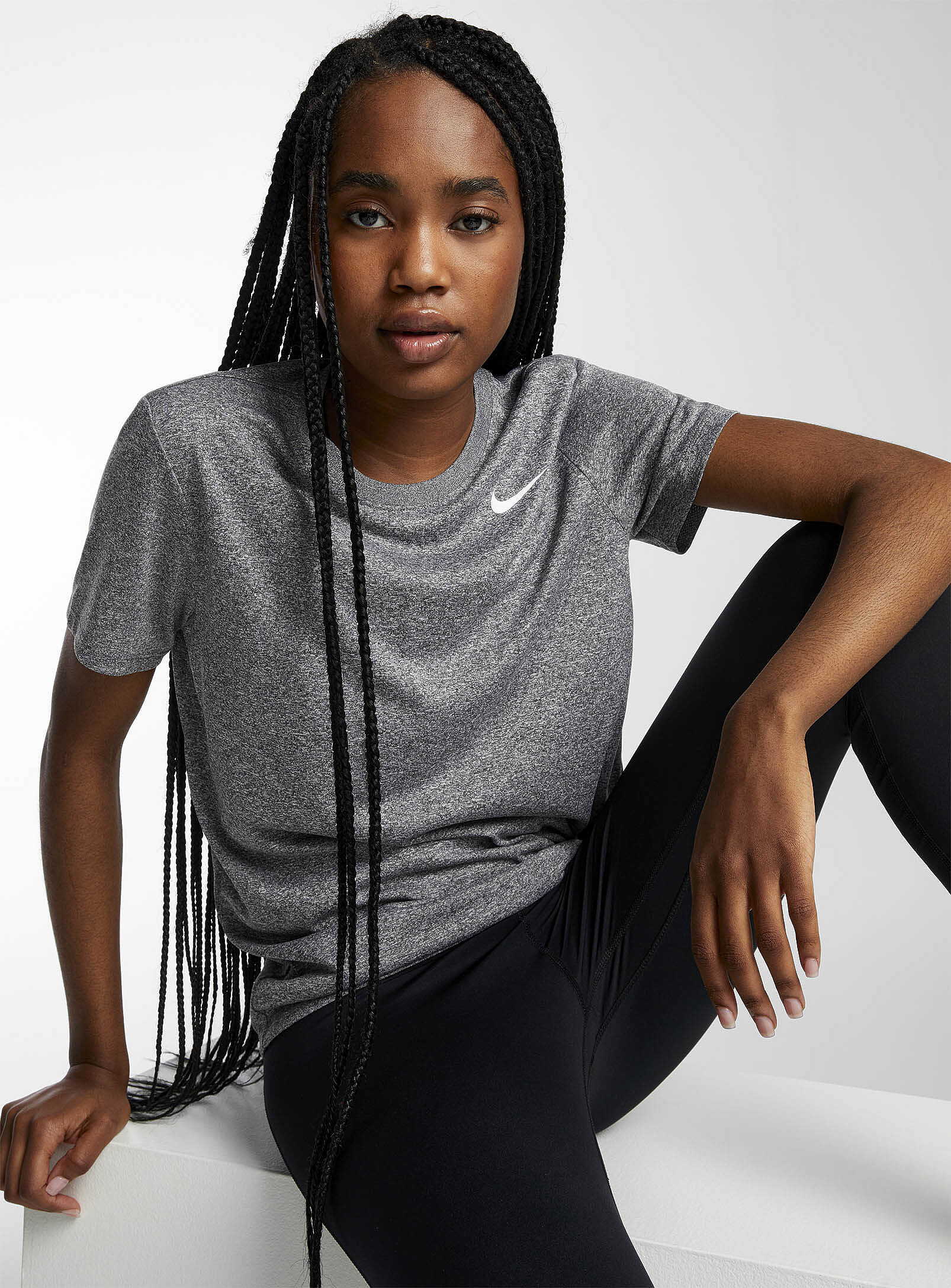 Nike - Nike Legend T-shirt (Women, Grey, SMALL)
