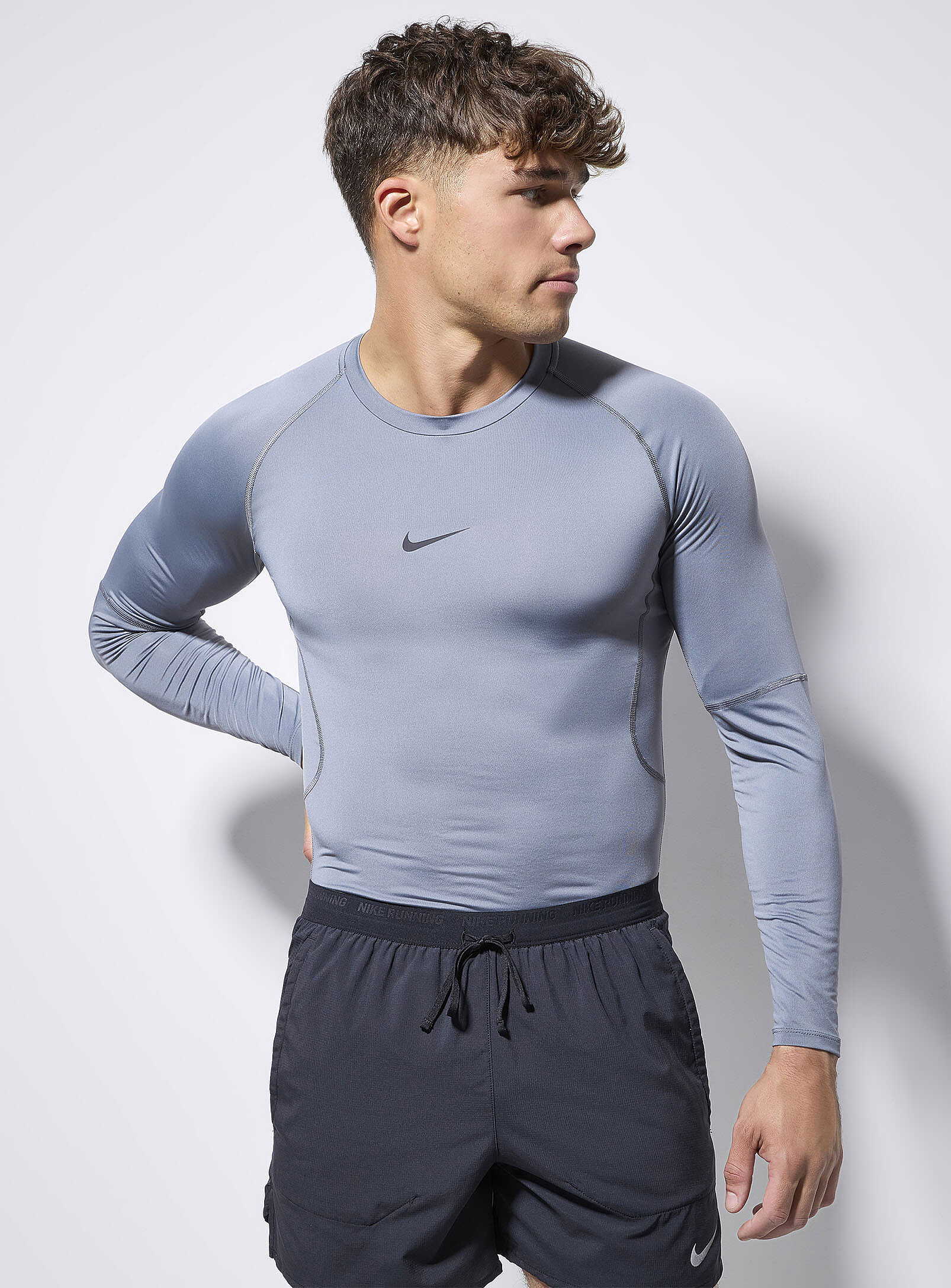 Nike - Pro long-sleeve fitted tee (Men, Grey, X-SMALL)