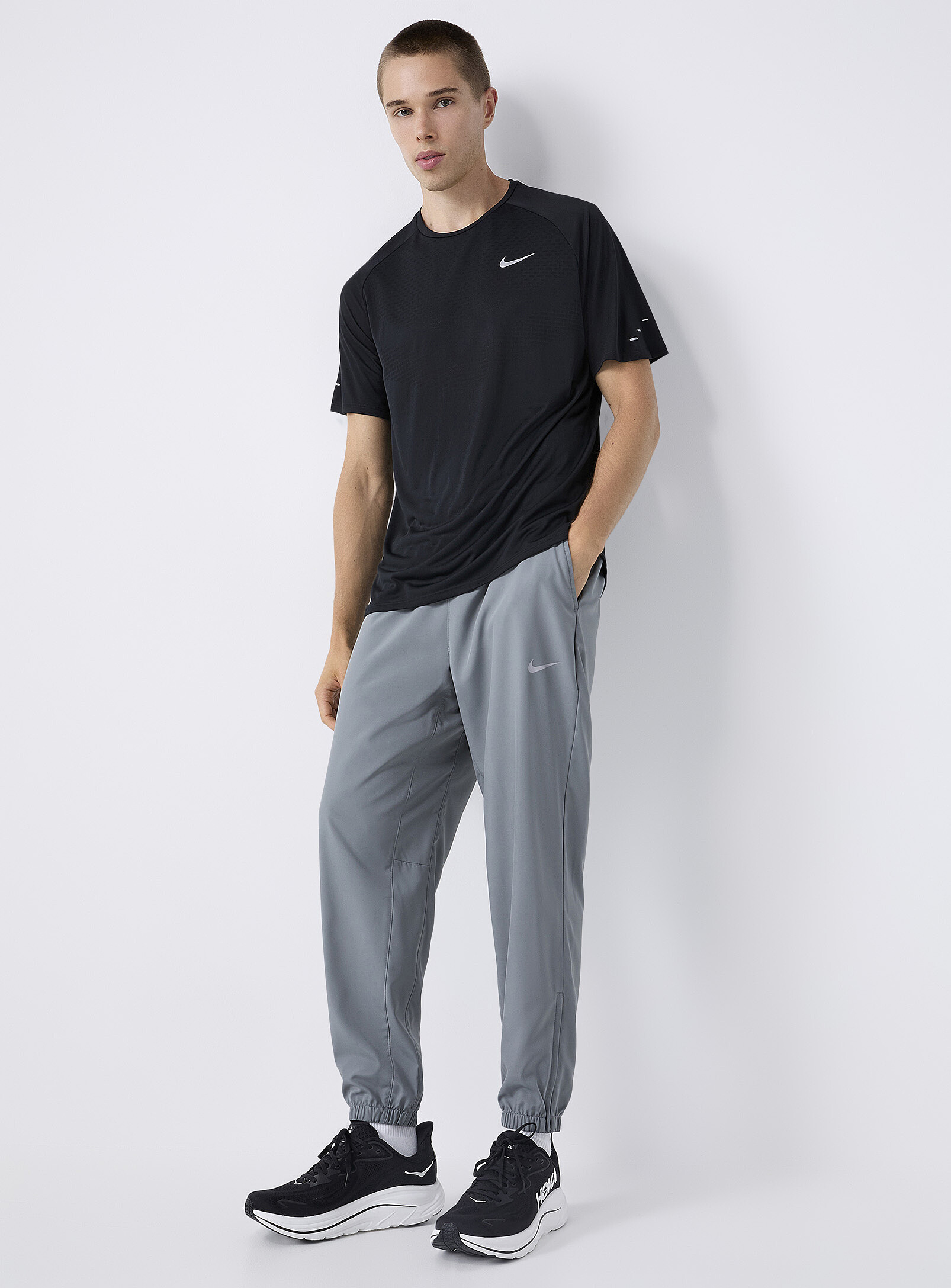Nike - Form lightweight fabric jogger (Men, Grey, MEDIUM)