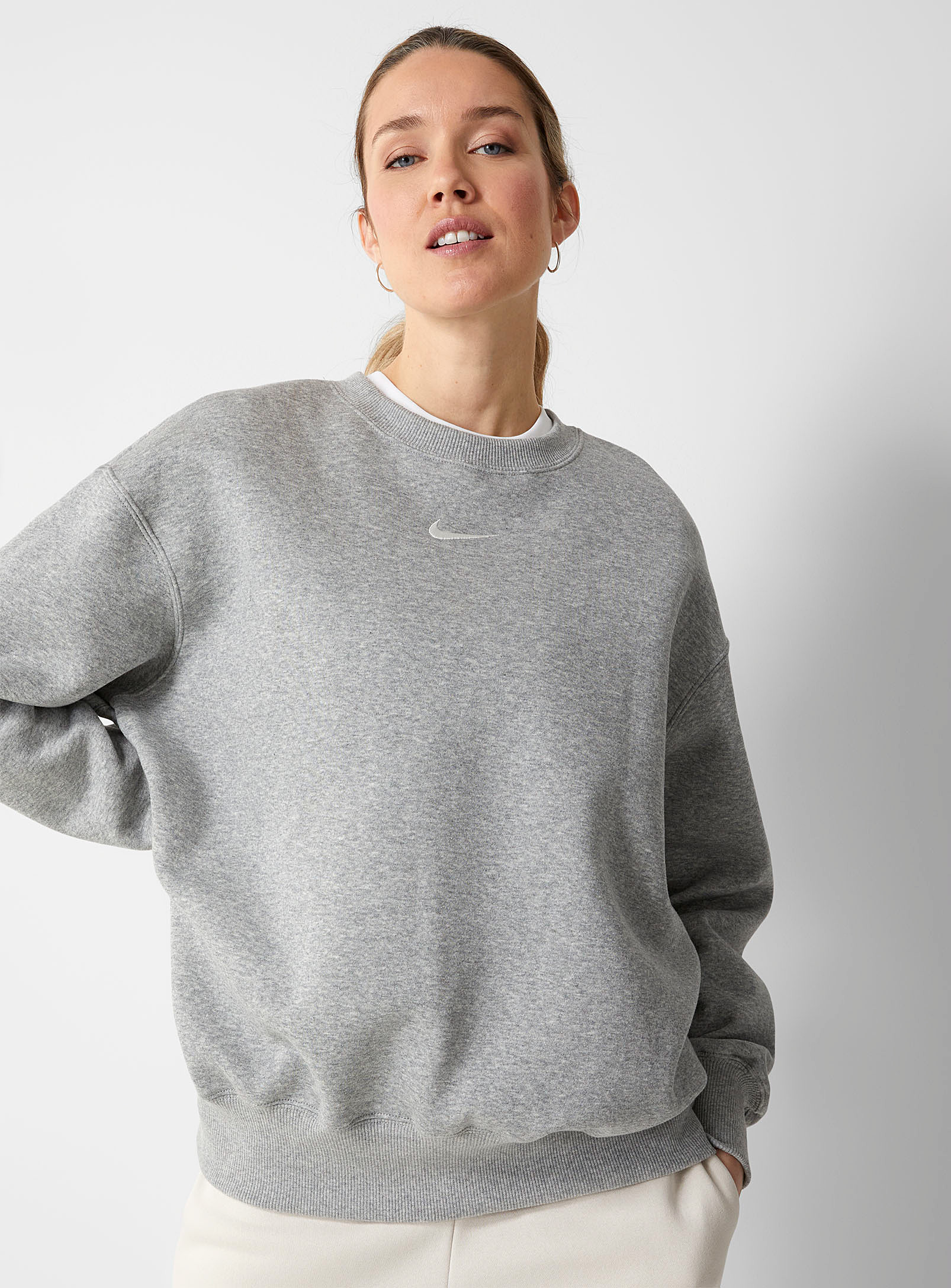 Nike - Women's Oversized Phoenix sweatshirt