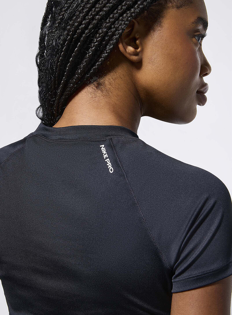 Nike Pro fitted raglan T-shirt product image 3