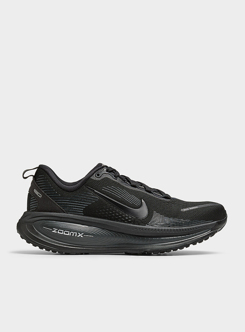 Black Vomero 18 sneakers Women product image (primary)