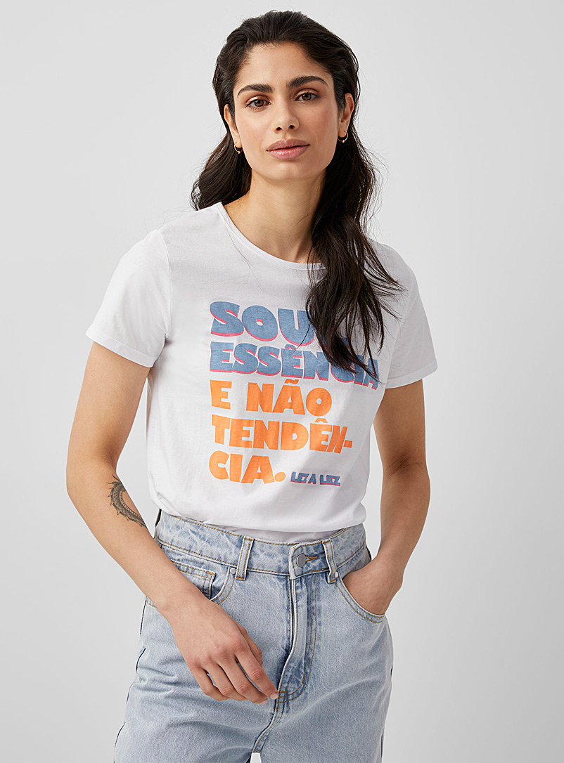 Icône: Le t-shirt typographie colorée Orange à motifs pour femme