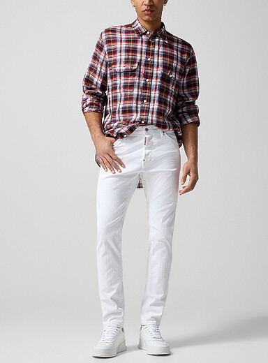 Dsquared2: Le jean blanc ajust&eacute; Teddy Blanc pour homme