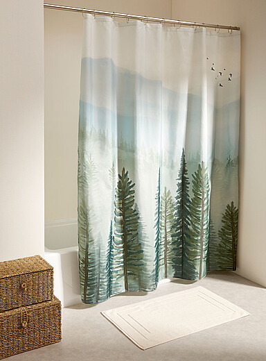 Le rideau de douche sapins verts